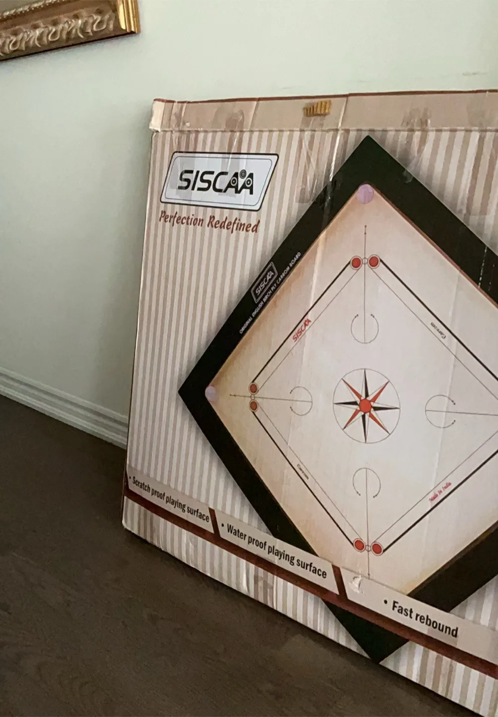 SISCAA Carrom Board - Like New! thumbnail