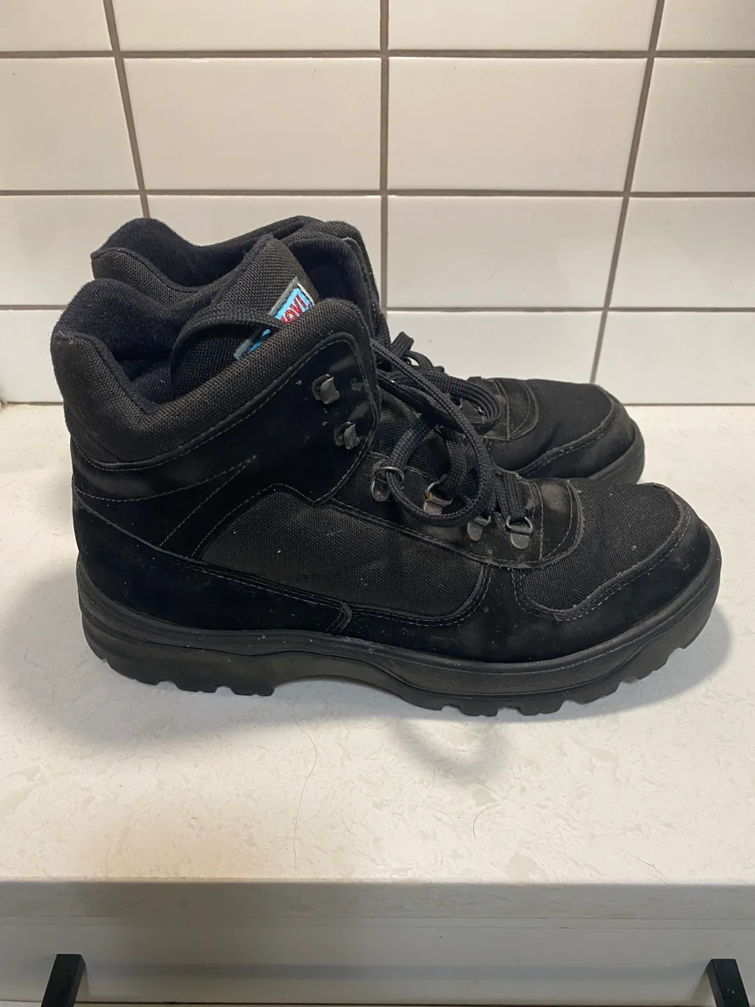 Men’s Hiking Boots image indicator(4)