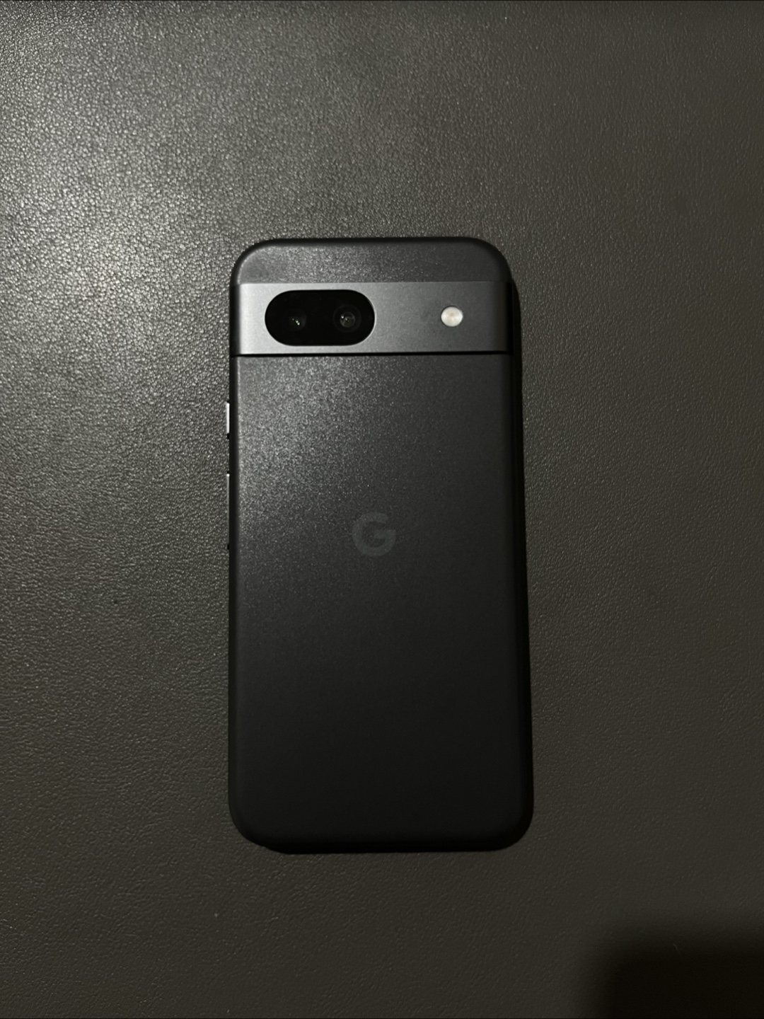 Google Pixel 8a - photo 3