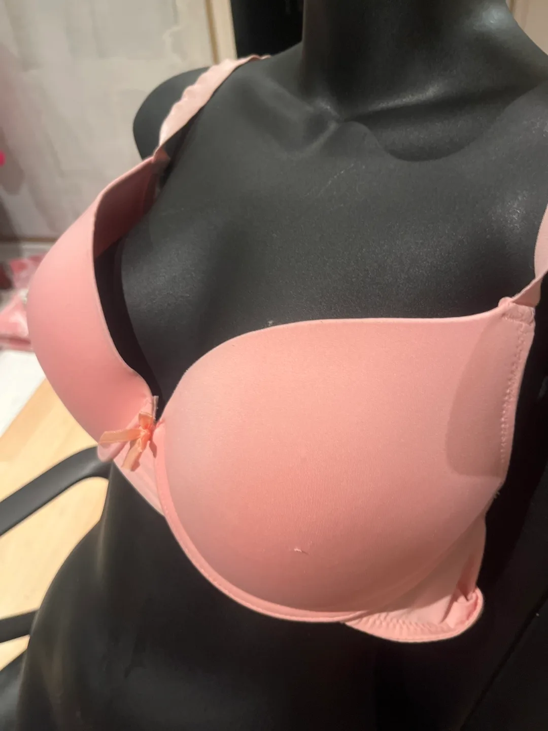 Carisma Bra - Size 40C - Light Pink image indicator(2)