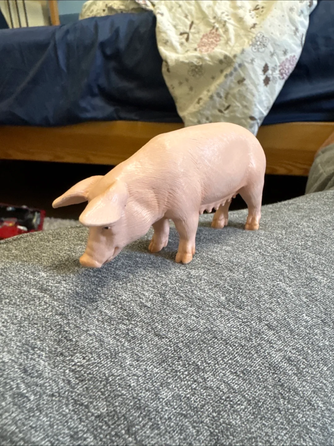 Schleich Pig Figurine thumbnail