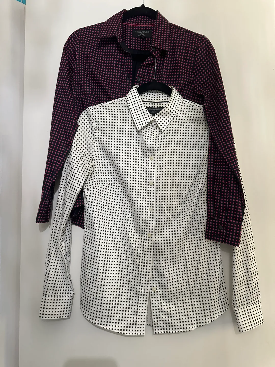 Banana Republic Non-Iron Shirt - Size 2 thumbnail