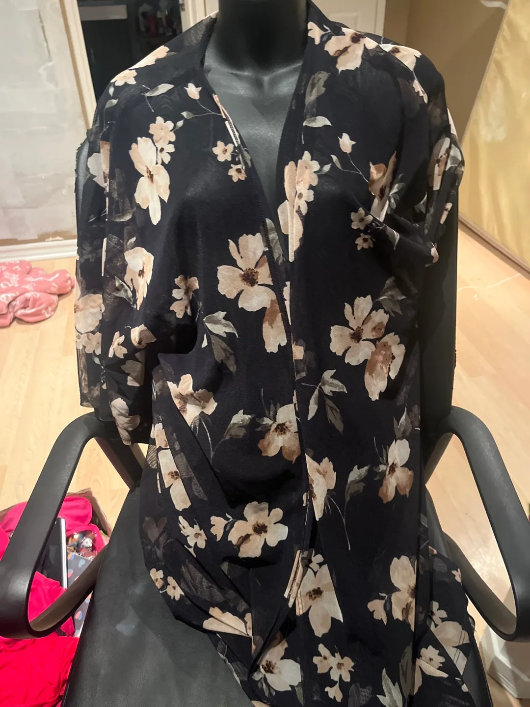 Floral Print Kimono - Black & Beige thumbnail