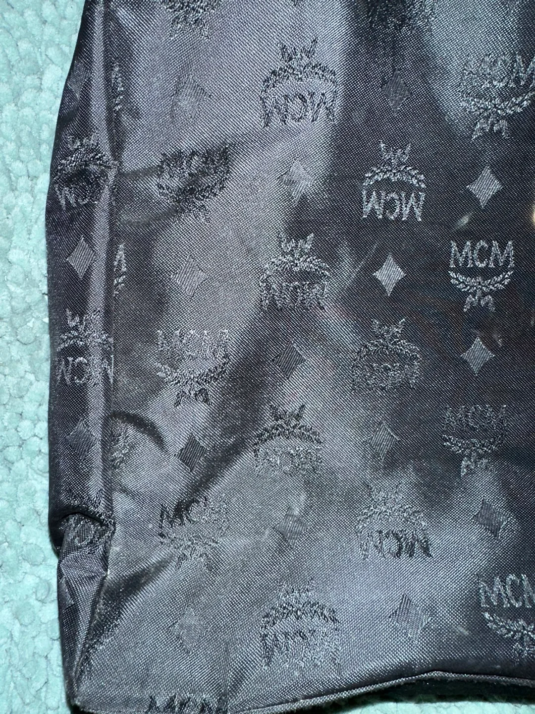 MCM Black Tote Bag image indicator(3)