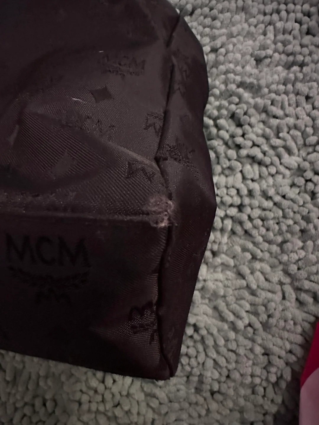 MCM Black Tote Bag image indicator(10)