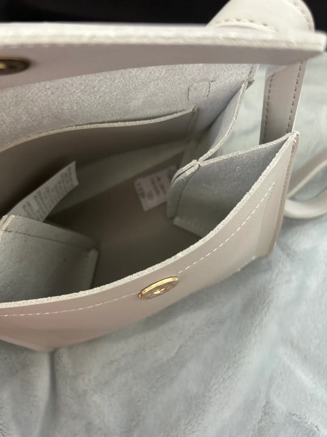 Beige Crossbody Bag - New Condition! image indicator(7)
