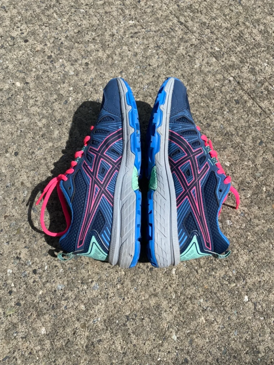 Asics Gel-Venture Women’s Running Shoes - Size 3 image indicator(4)