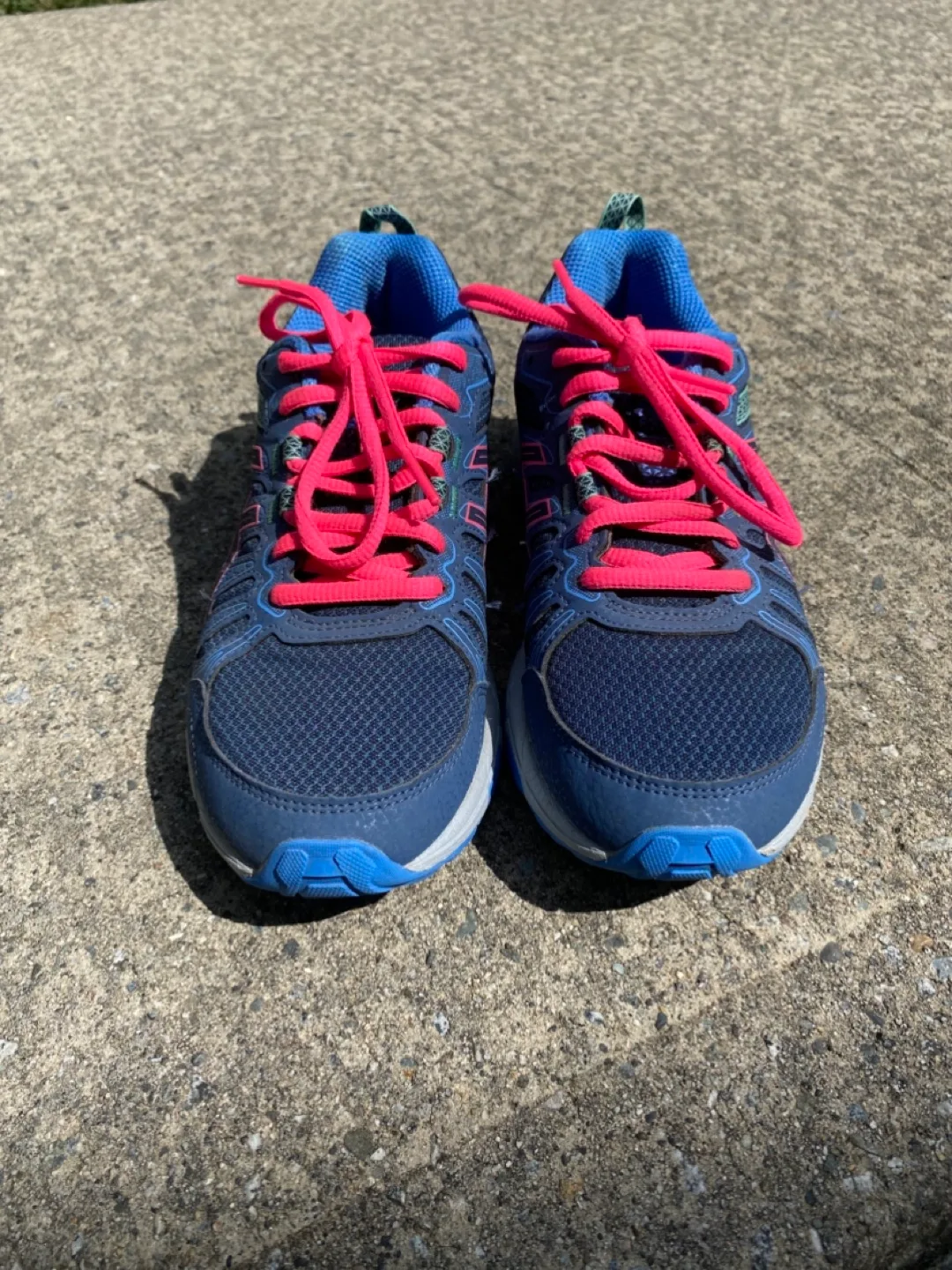 Asics Gel-Venture Women’s Running Shoes - Size 3 image indicator(2)