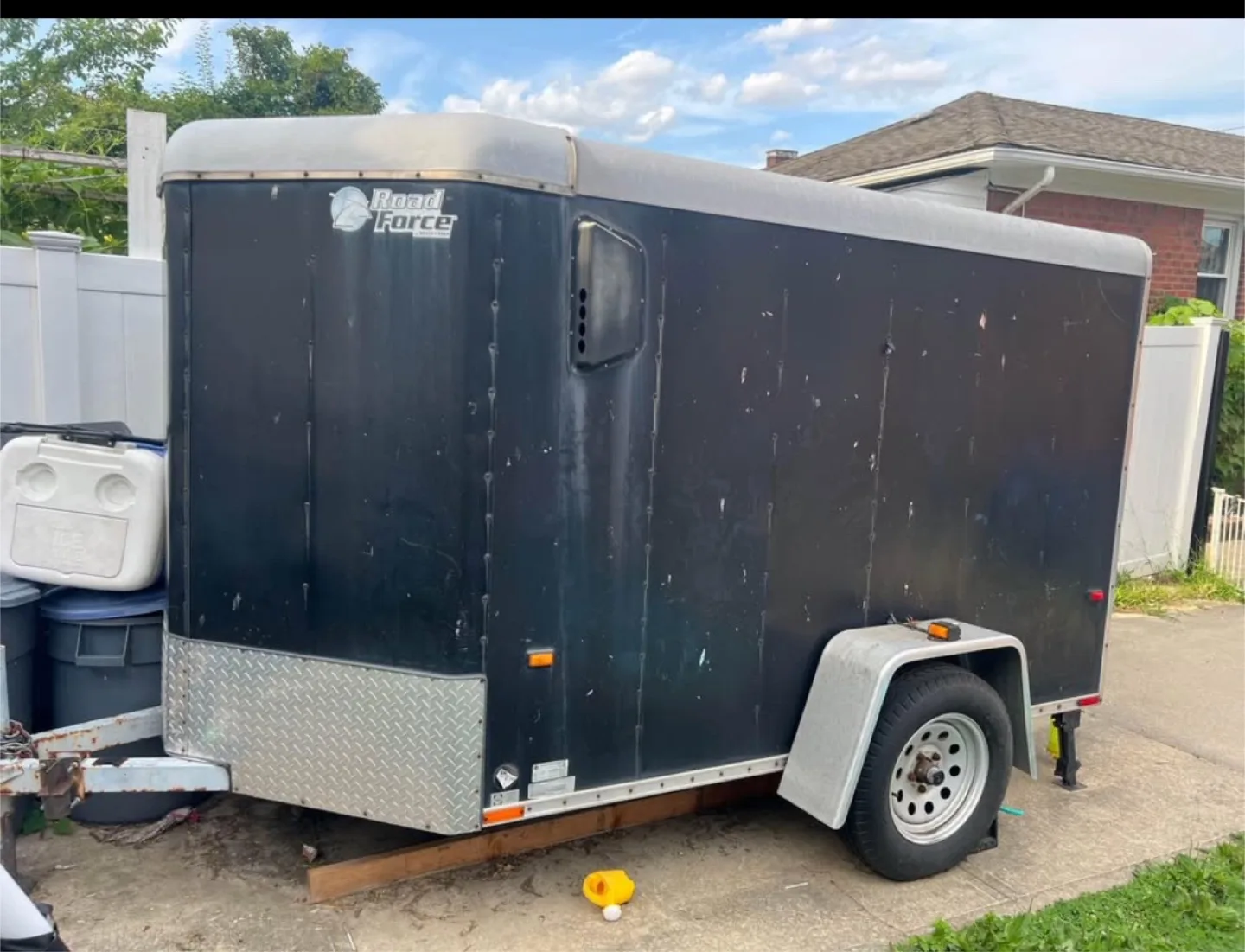 Road Force Enclosed Trailer thumbnail