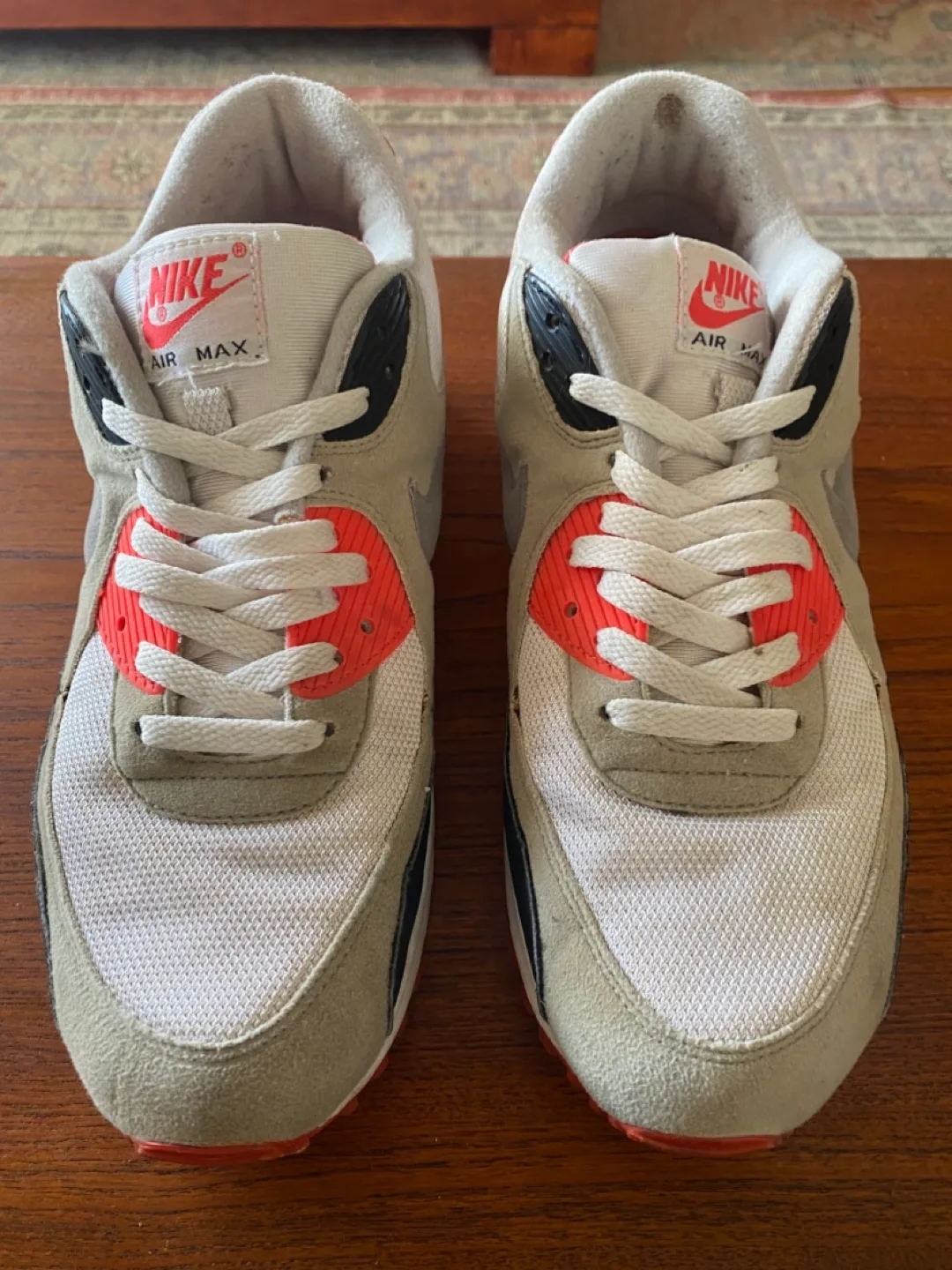 Nike Air Max thumbnail