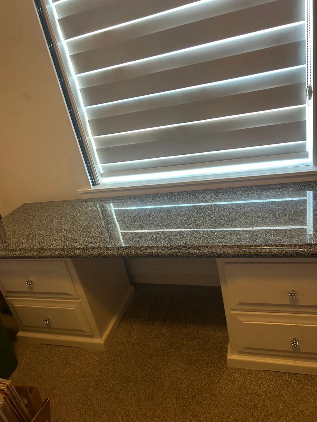 Desk with Granite Top image indicator(2)