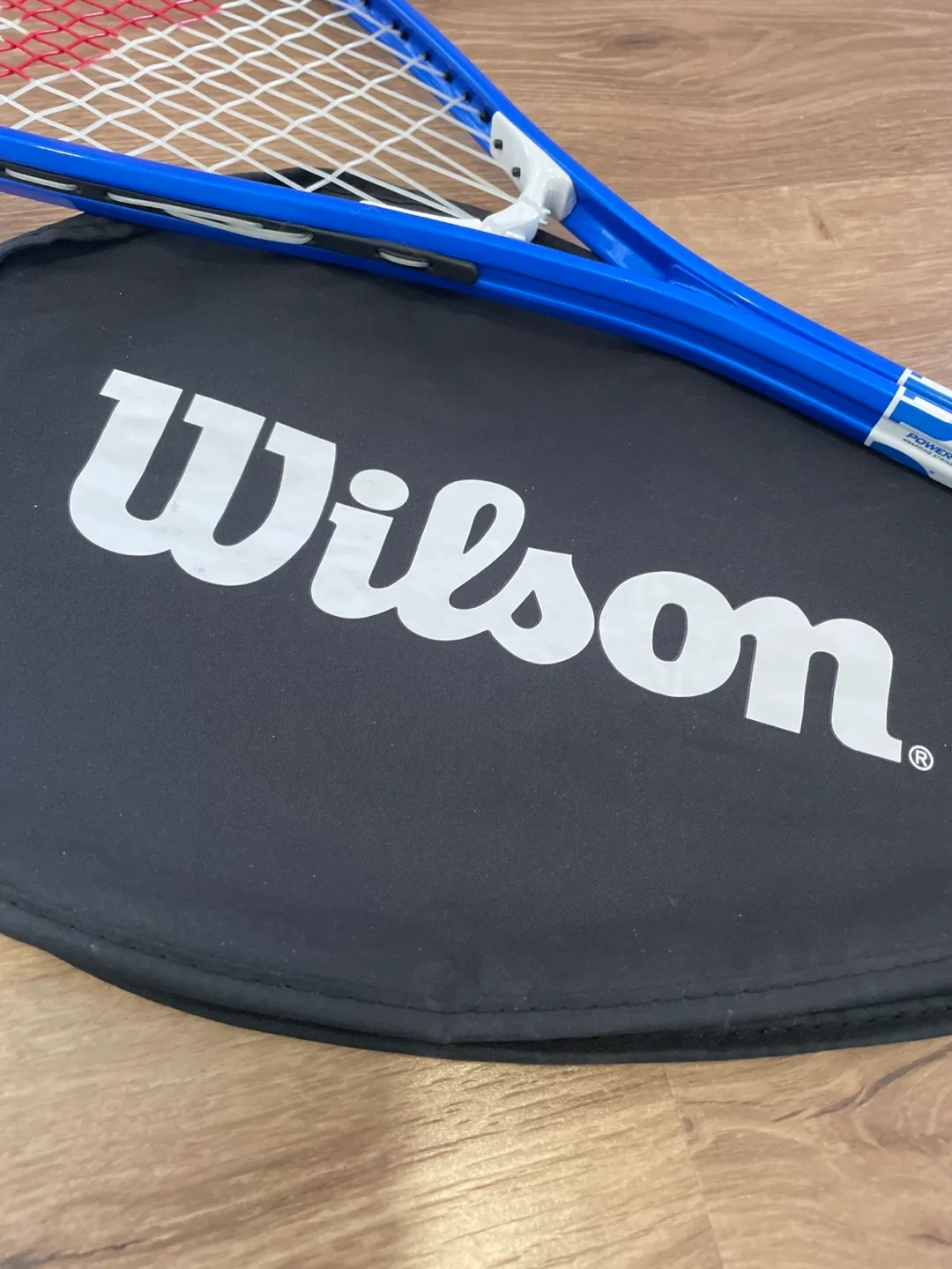 Wilson Hyper Team 700 Squash Racquet image indicator(2)