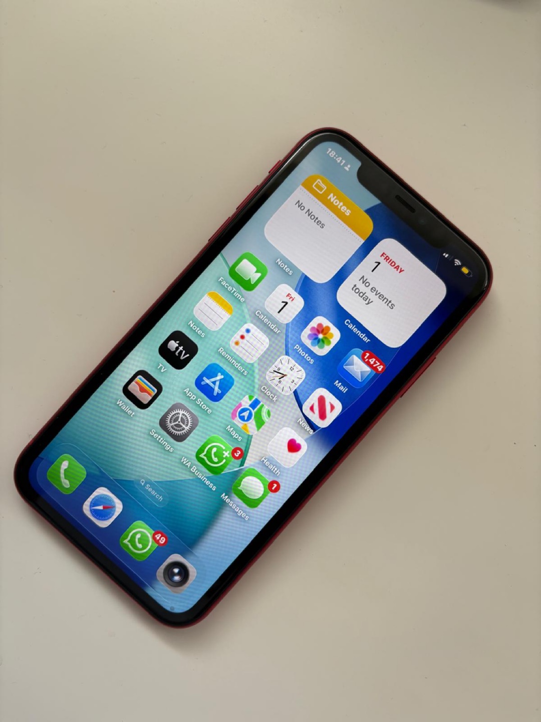 iPhone 11 (PRODUCT)RED - photo 3
