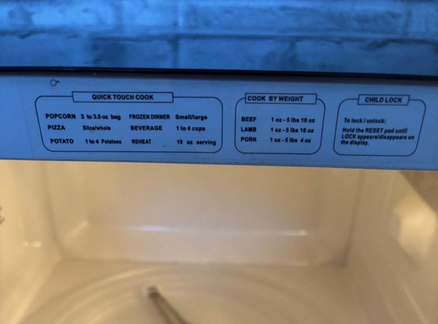 RCA Microwave - photo 2