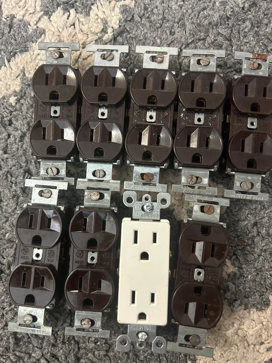 Electrical Outlets - Leviton & Unbranded thumbnail