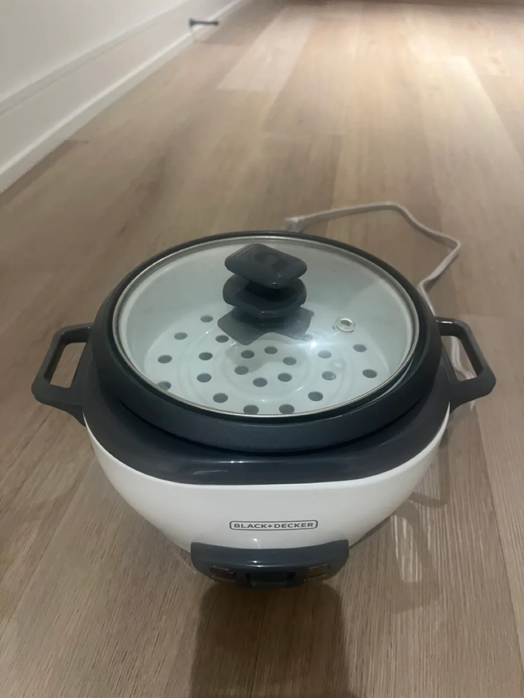 Black+Decker Rice Cooker thumbnail