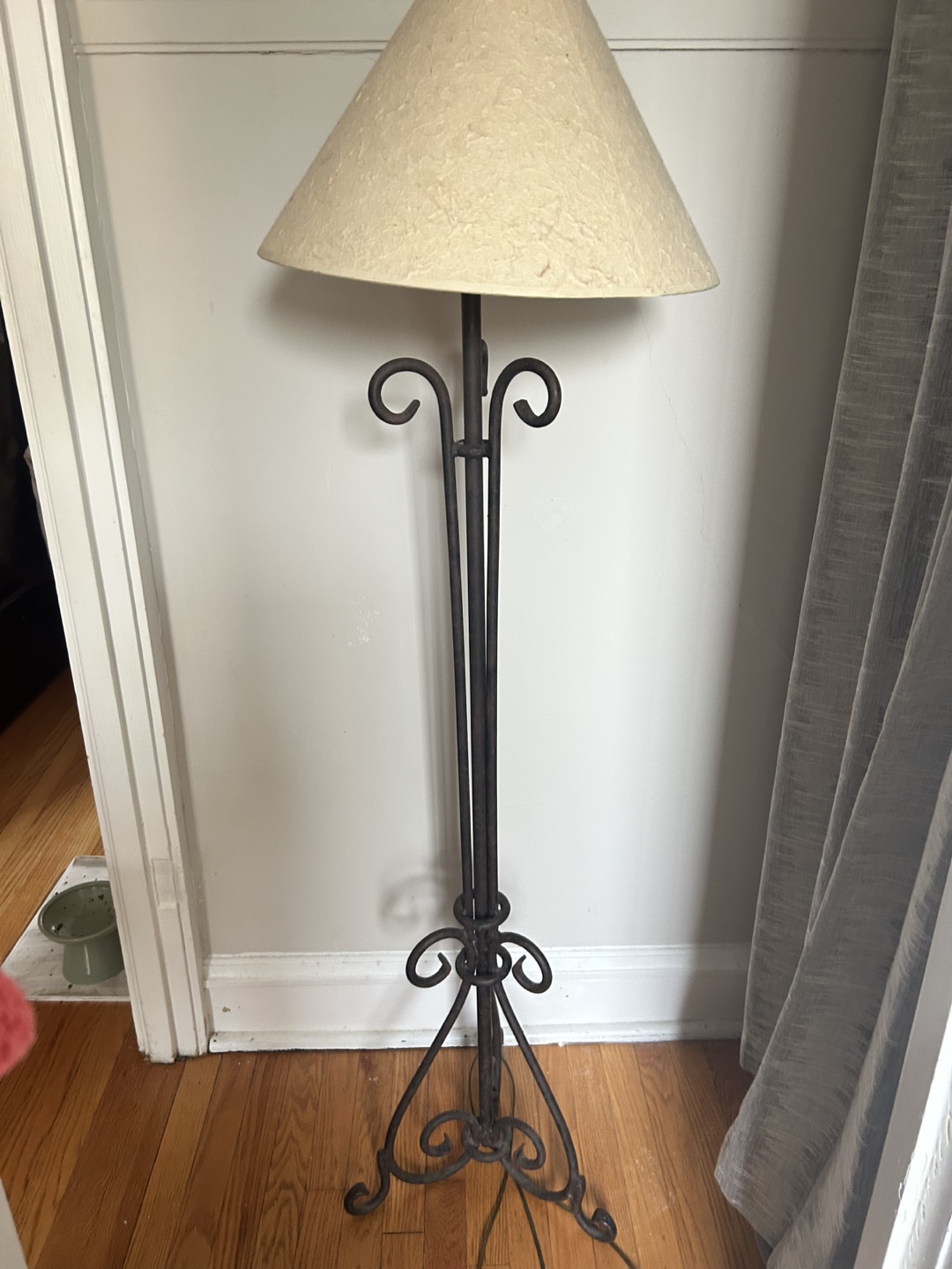Vintage Wrought Iron Floor Lamp - photo 2