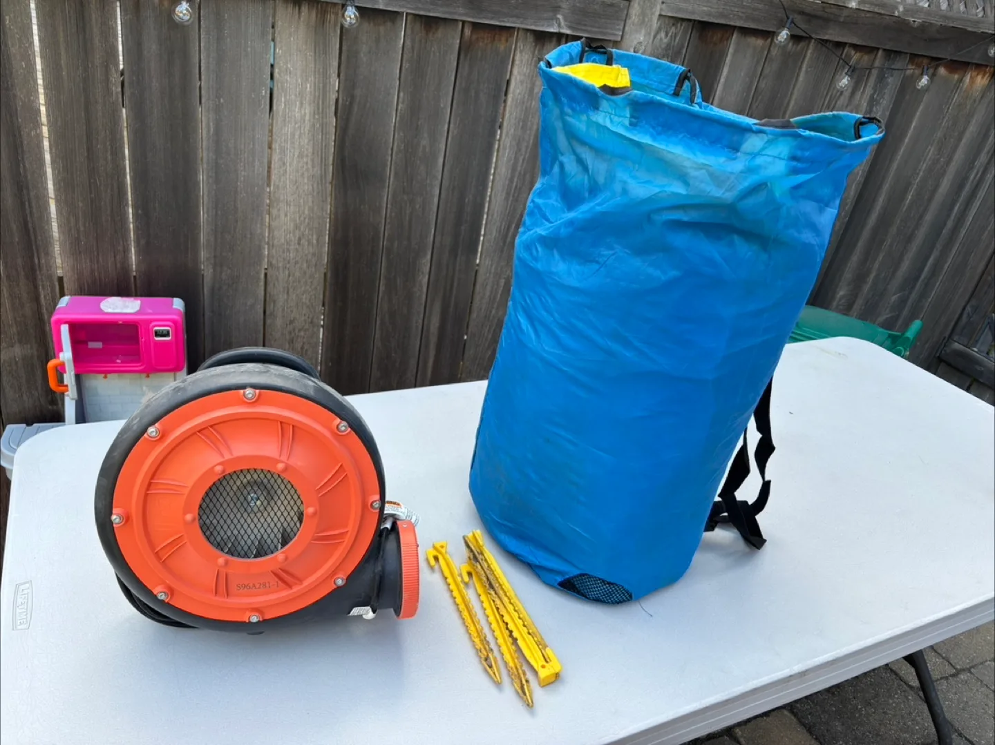 Little Tikes Jr. Jump 'n Slide Bouncer image indicator(2)