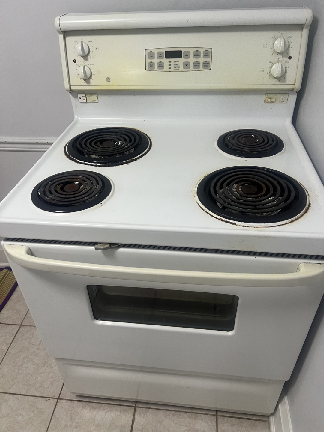 GE Electric Range Stove - photo 2