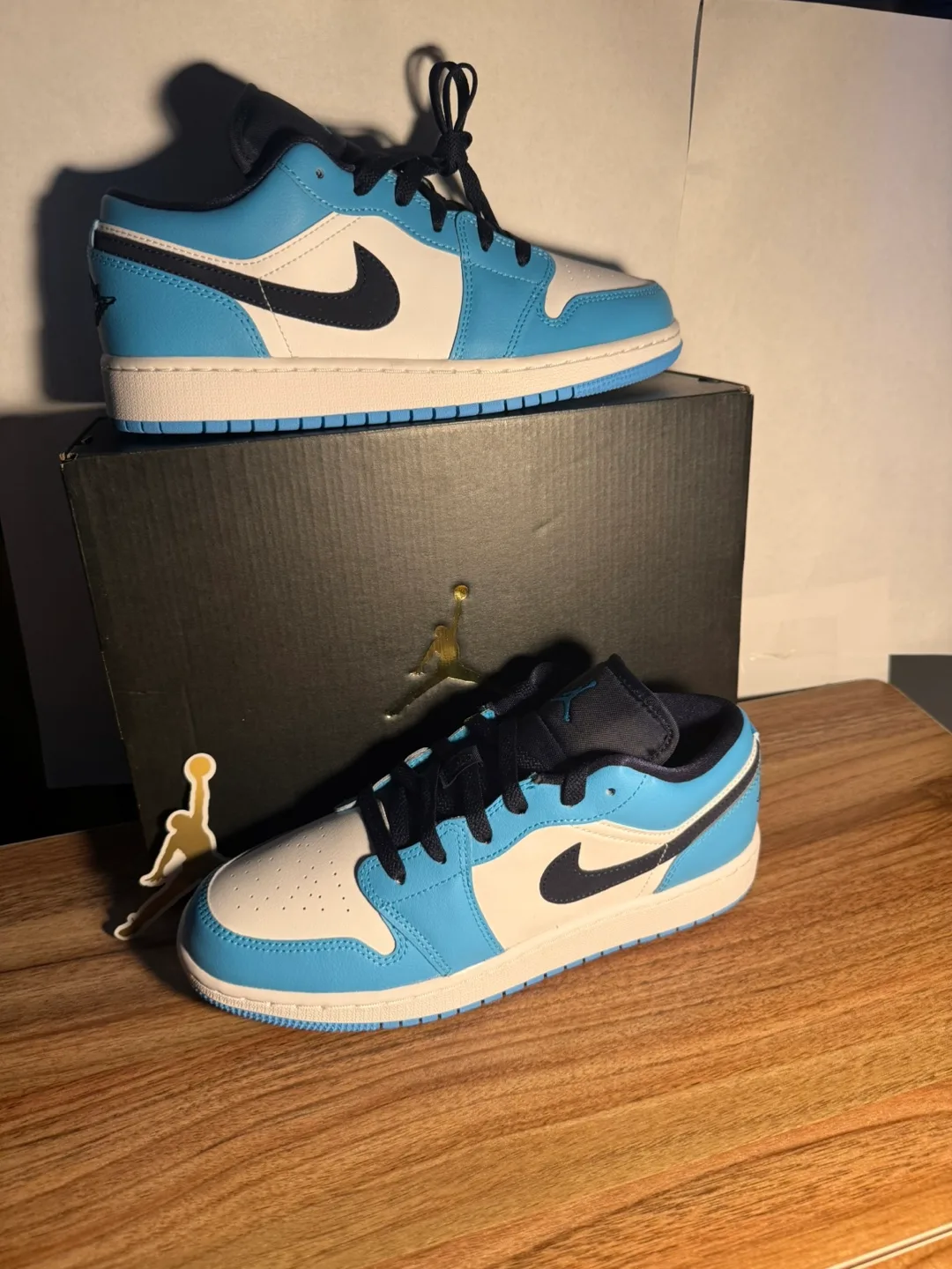 Air Jordan 1 Low UNC - Size 7 Y thumbnail