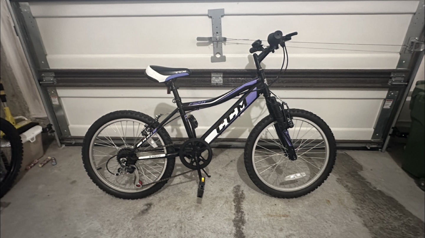 CCM FS20 6-Speed Bike - Black & Purple - photo 2