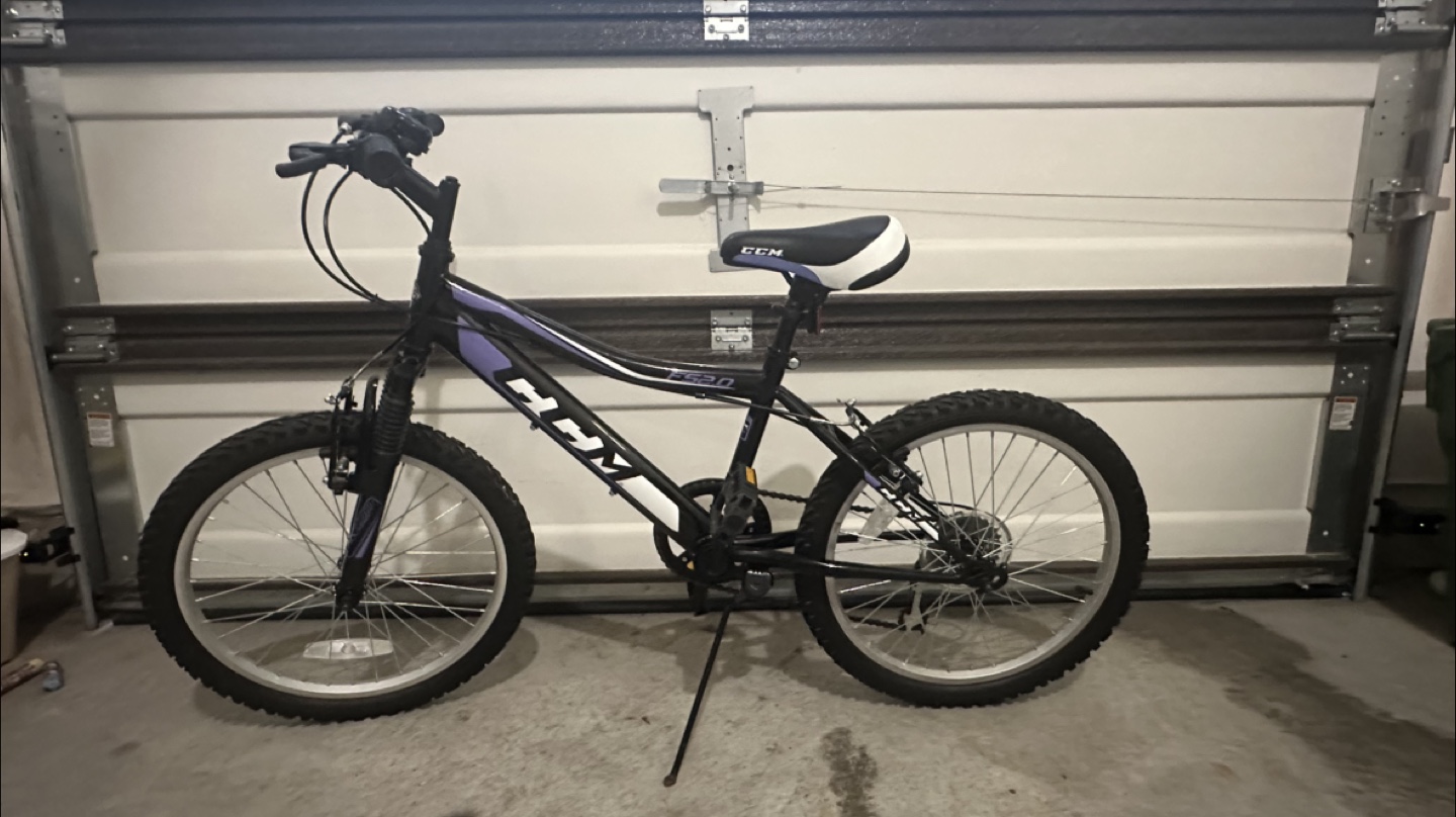 CCM FS20 6-Speed Bike - Black & Purple
