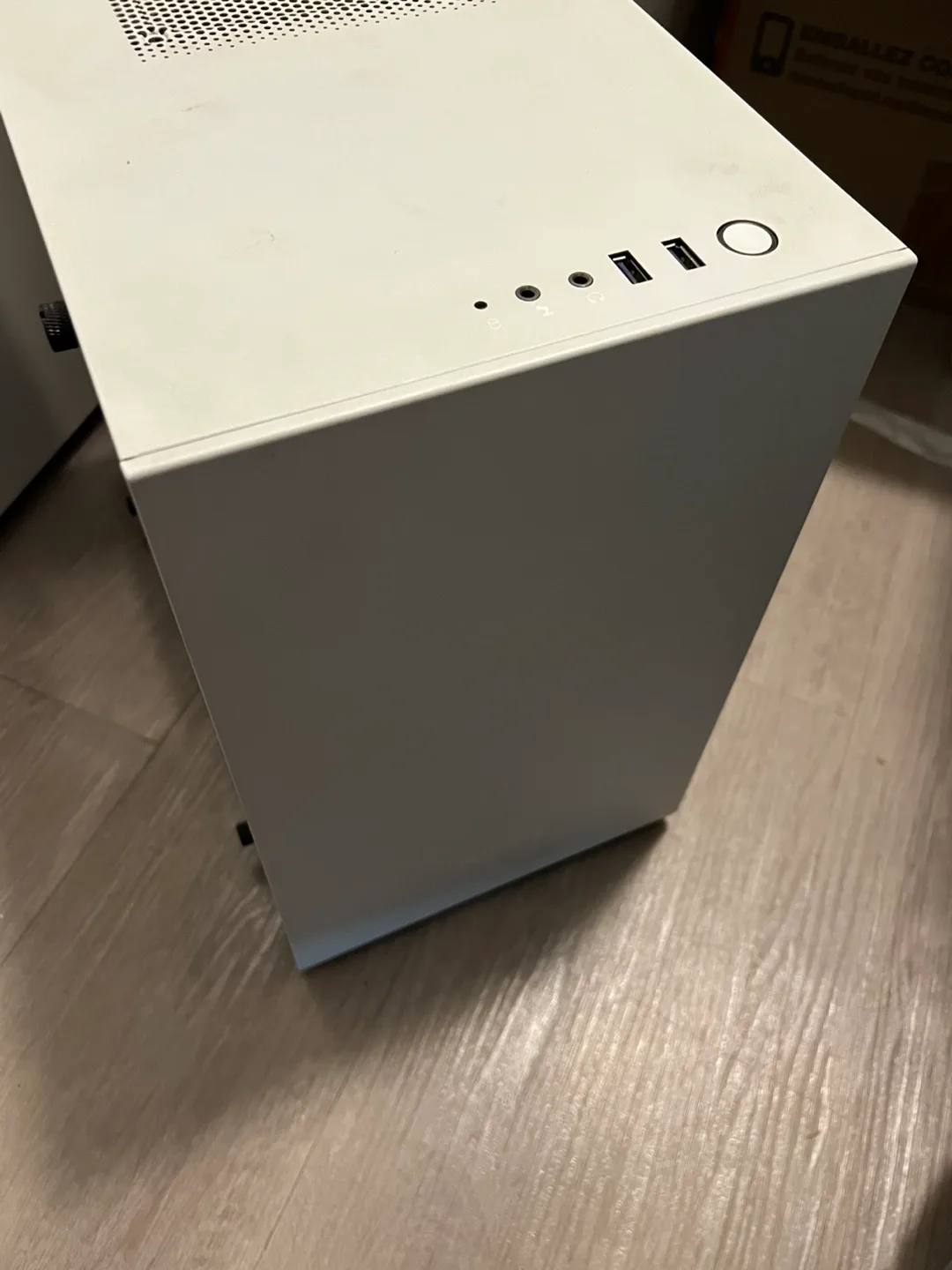 NZXT H210i White itx PC Case thumbnail