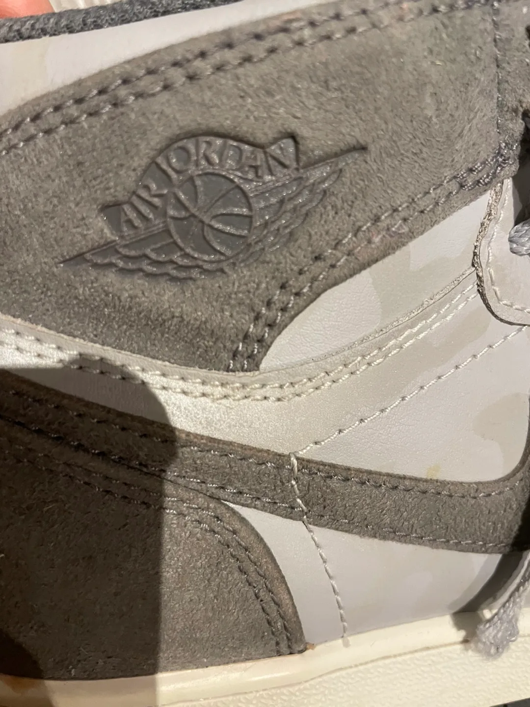 Jordan Air 23 High Tops - Size 6Y image indicator(2)