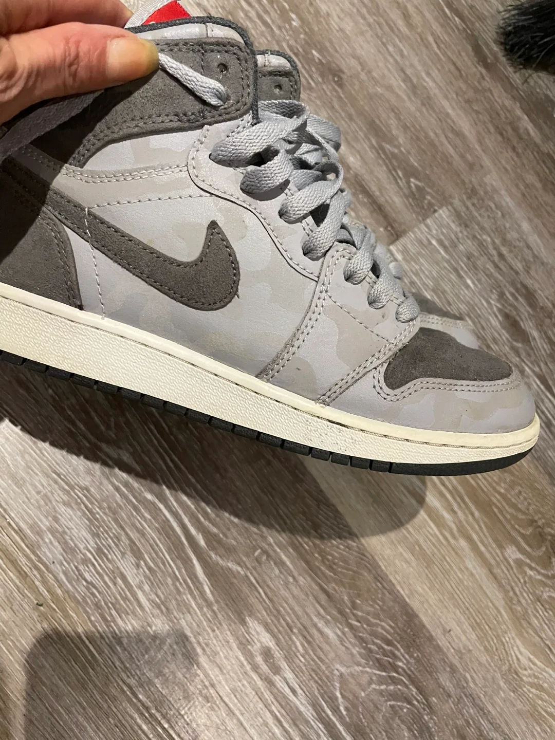 Jordan Air 23 High Tops - Size 6Y image indicator(6)