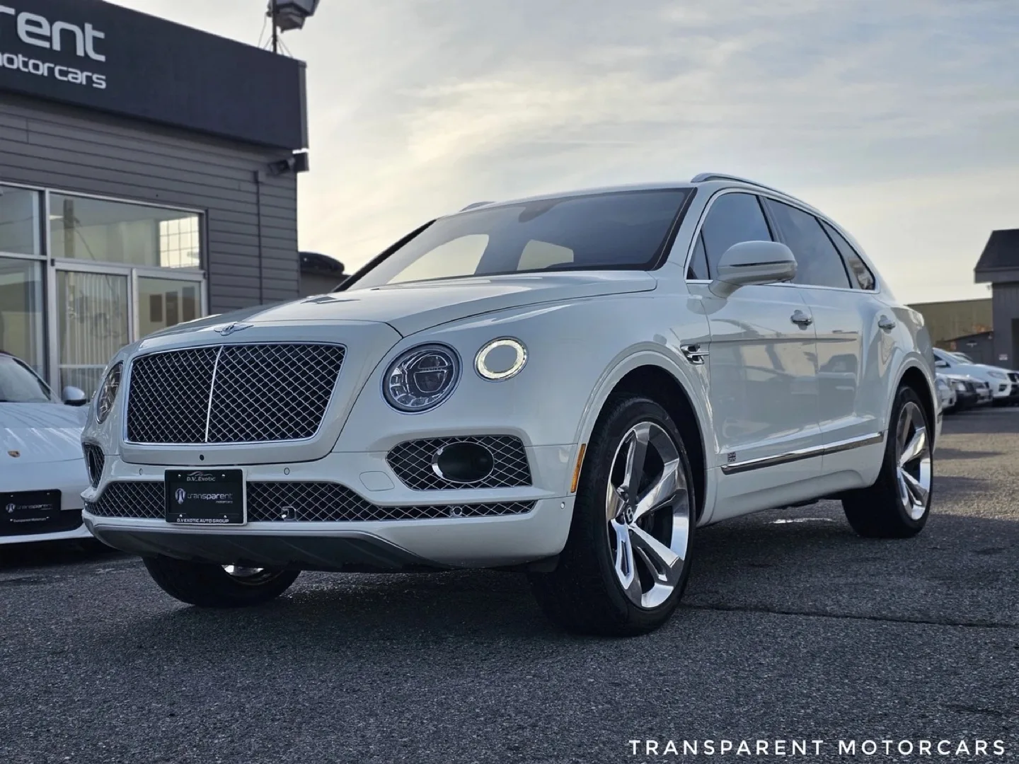 Bentley Bentayga SUV thumbnail