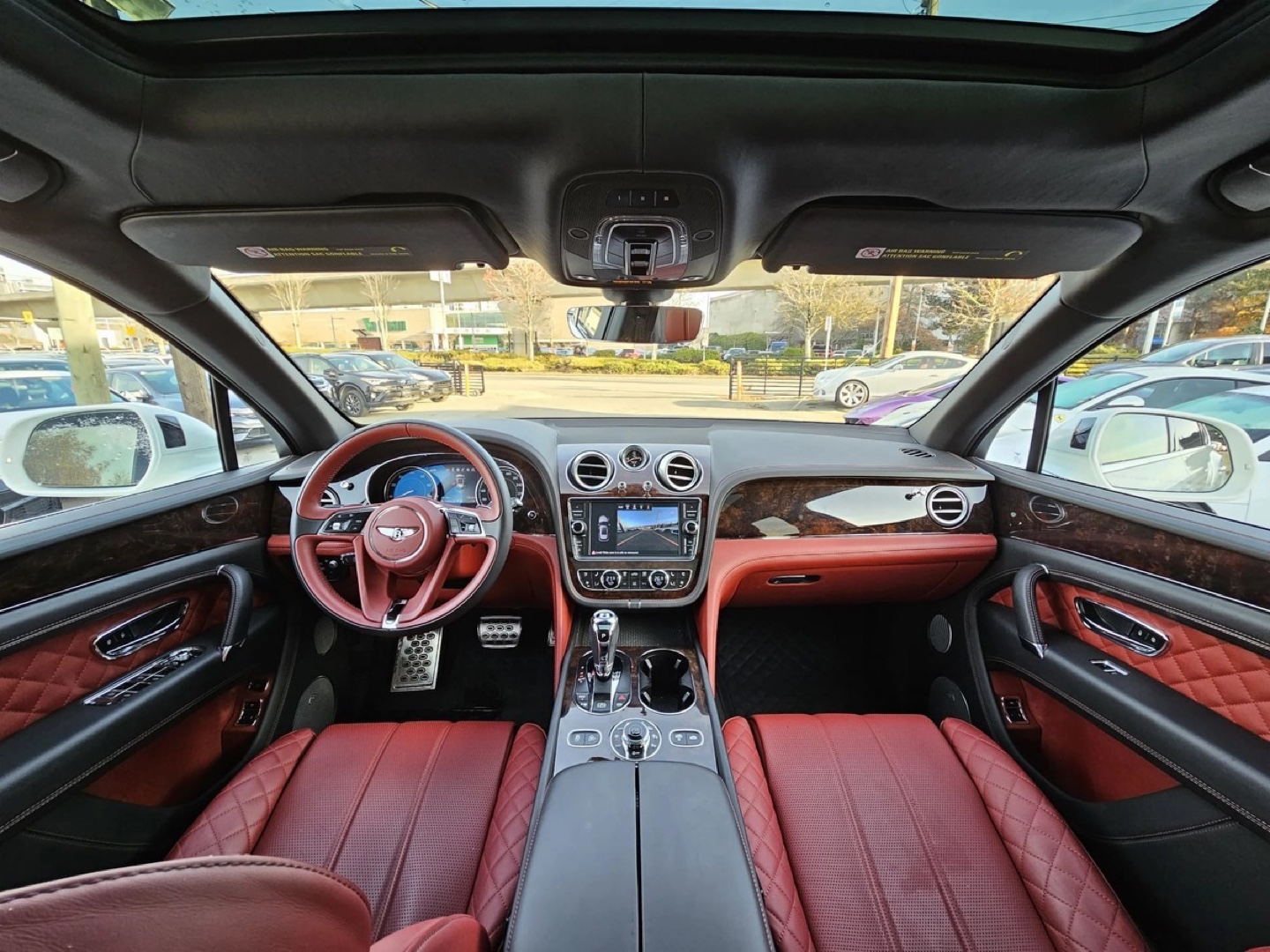Bentley Bentayga SUV - photo 5