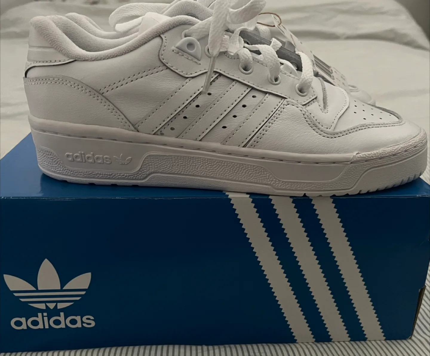 Brand New-Adidas Rivalry Low Woman Size 6.5 US thumbnail