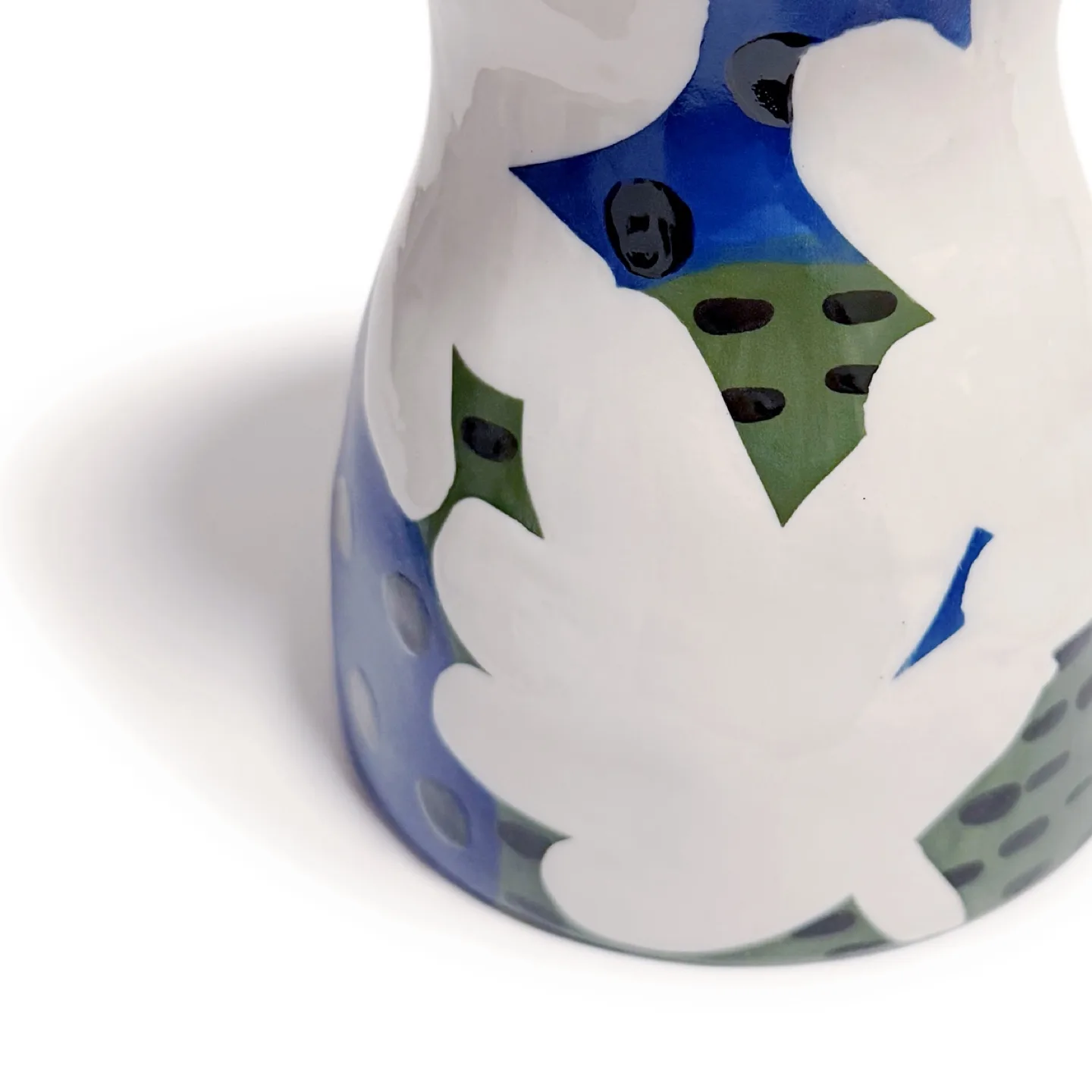 ANTHROPOLOGIE Bold Blooms Vase image indicator(6)