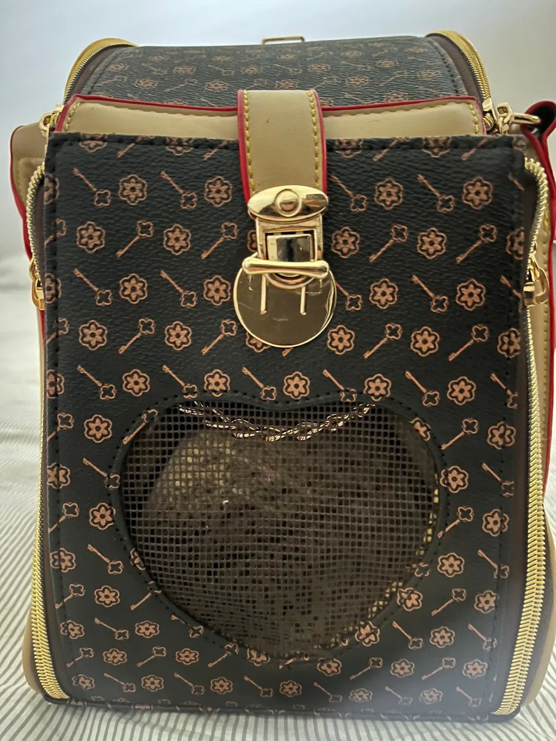 Dog/Cat Travel Carrier image indicator(2)