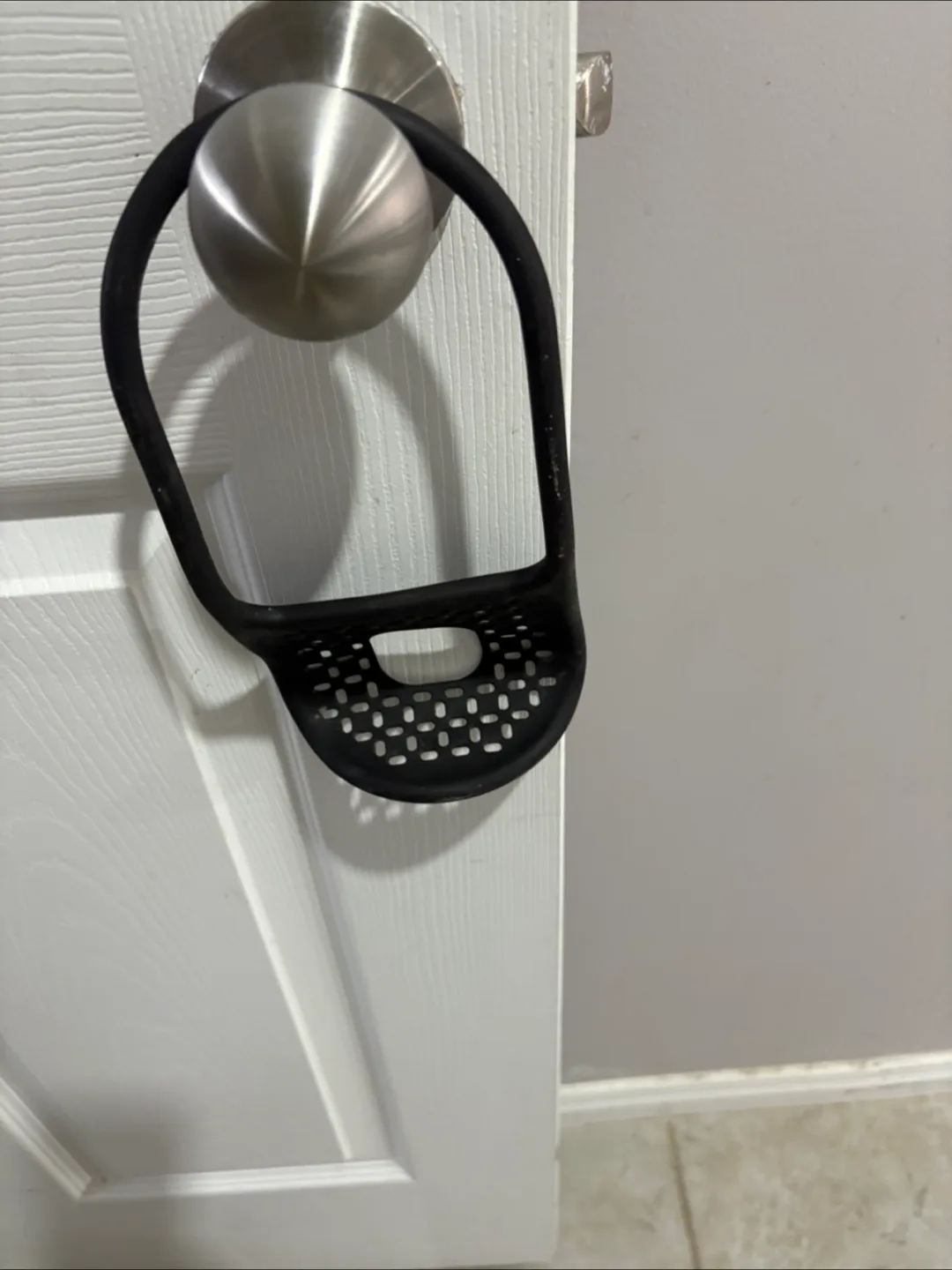 Kitchen Organization Lot: Dish Rack, Door Stop, Measuring Cups image indicator(3)