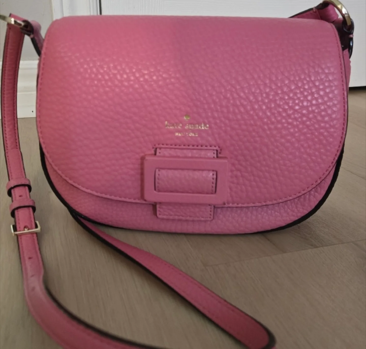 Kate Spade Pink Leather Crossbody Bag image indicator(3)