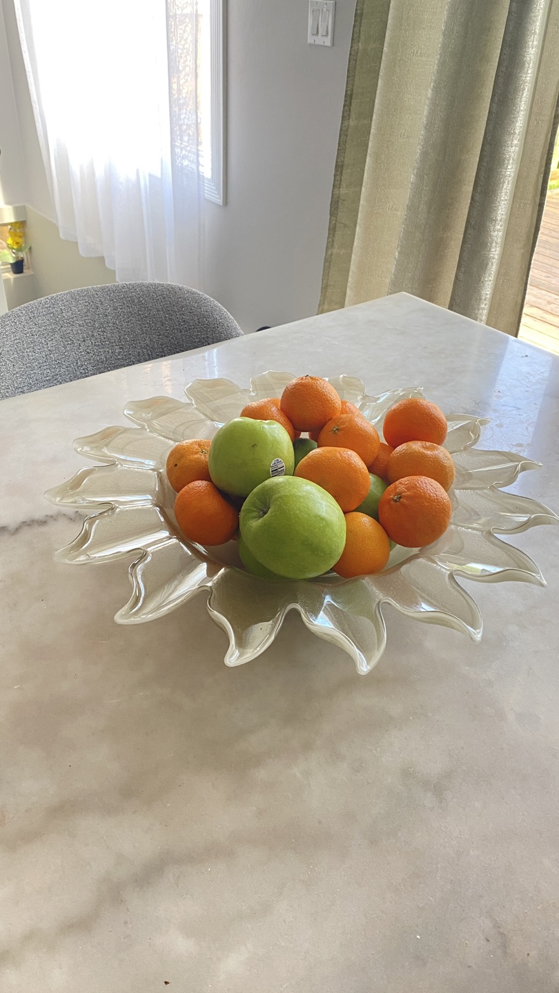 Glass fruit bowl