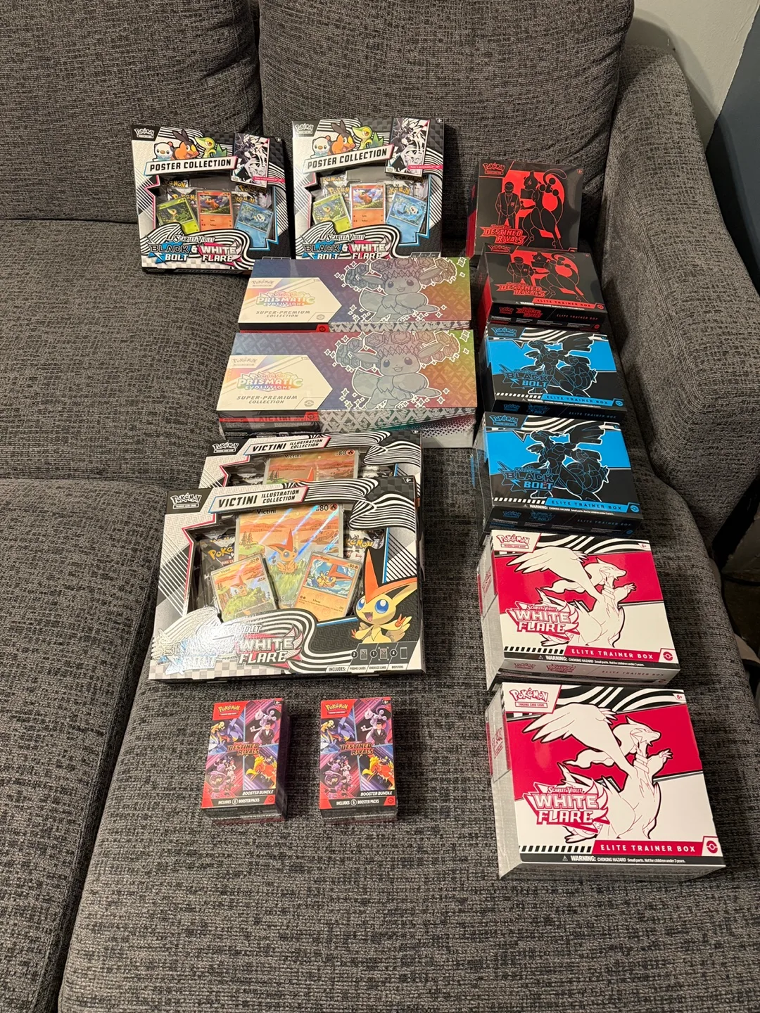 Pokemon TCG: Black & White, Scarlet & Violet Collection thumbnail