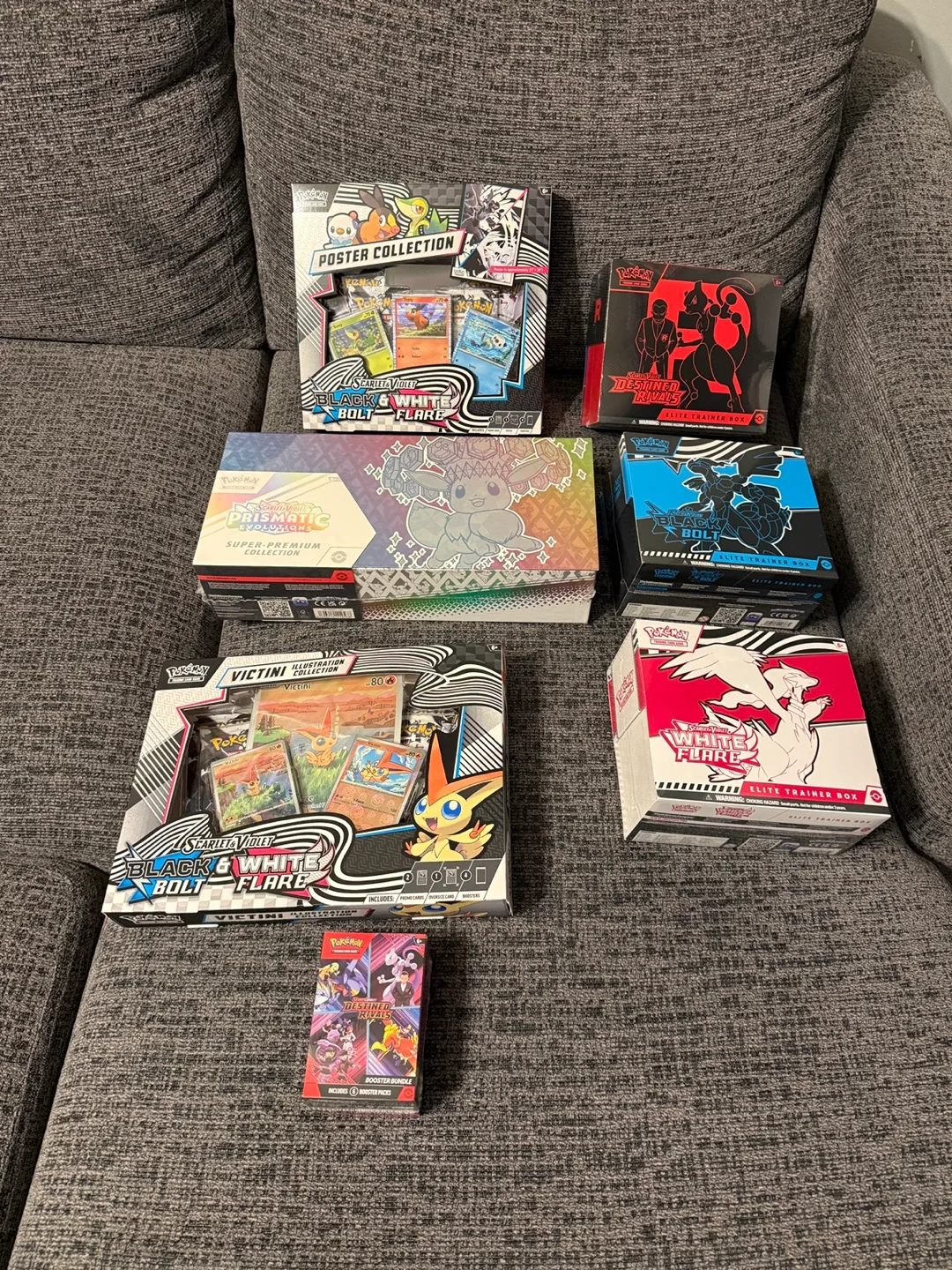 Pokémon Lot: Elite Trainer Boxes & More thumbnail