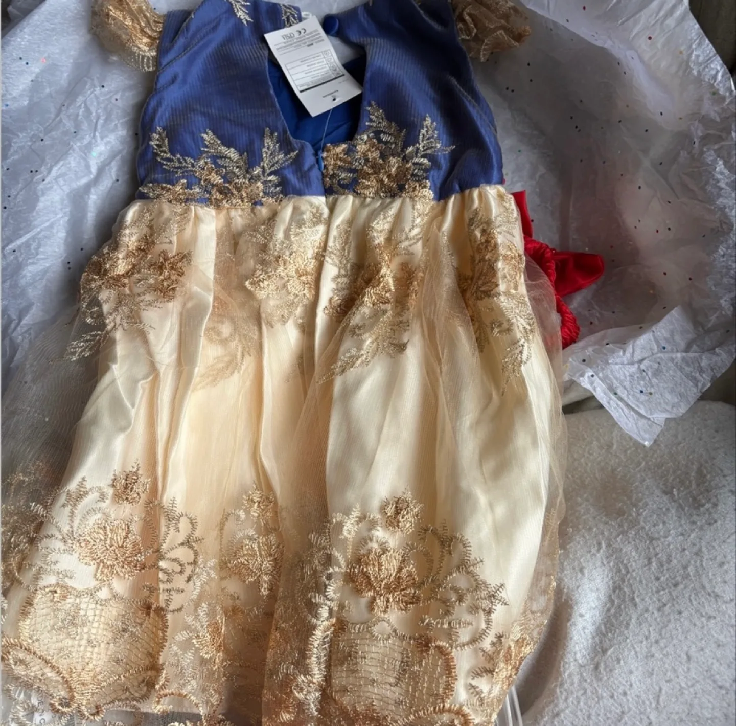 Baby girl princess-style dress. image indicator(4)