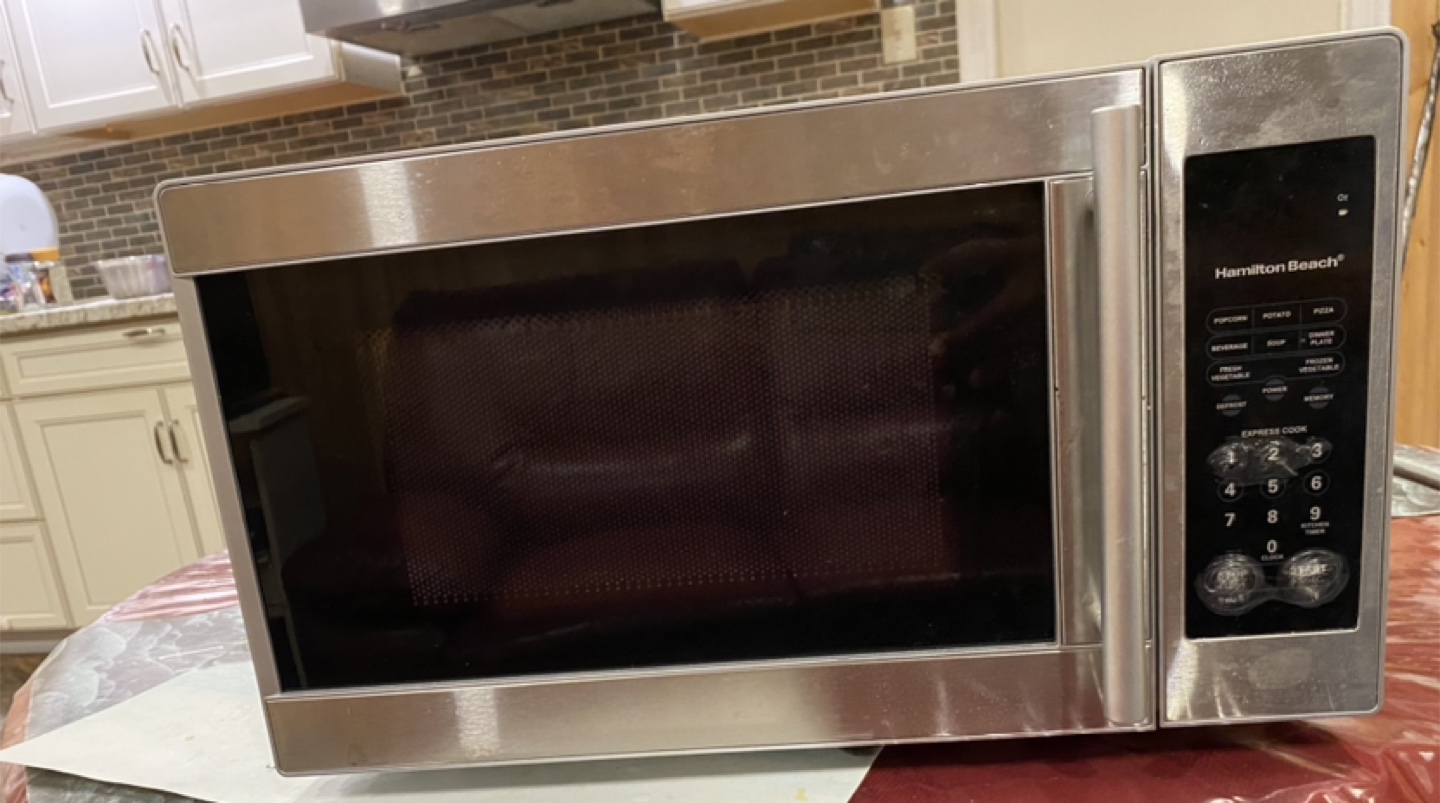 Hamilton Beach Microwave - photo 2