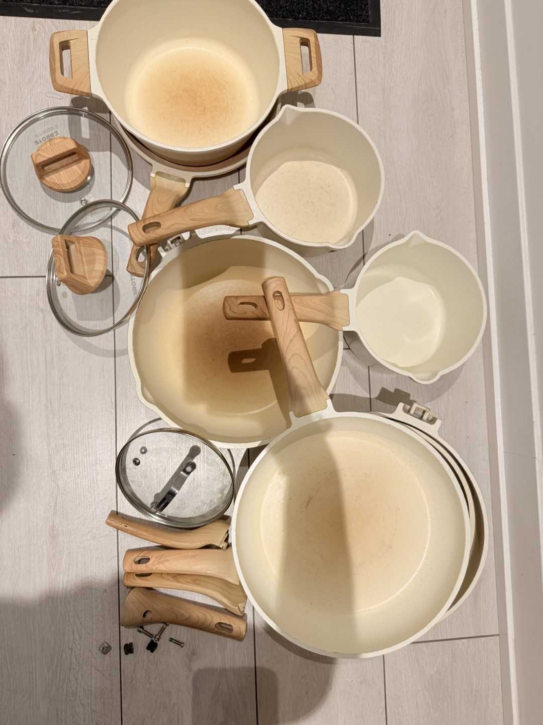 Carote Cookware Set