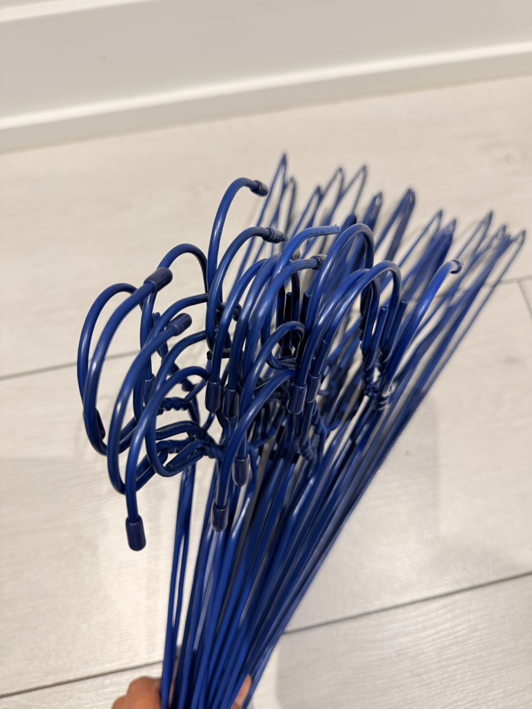 Metal Clothes Hangers - Blue & Silver - photo 3