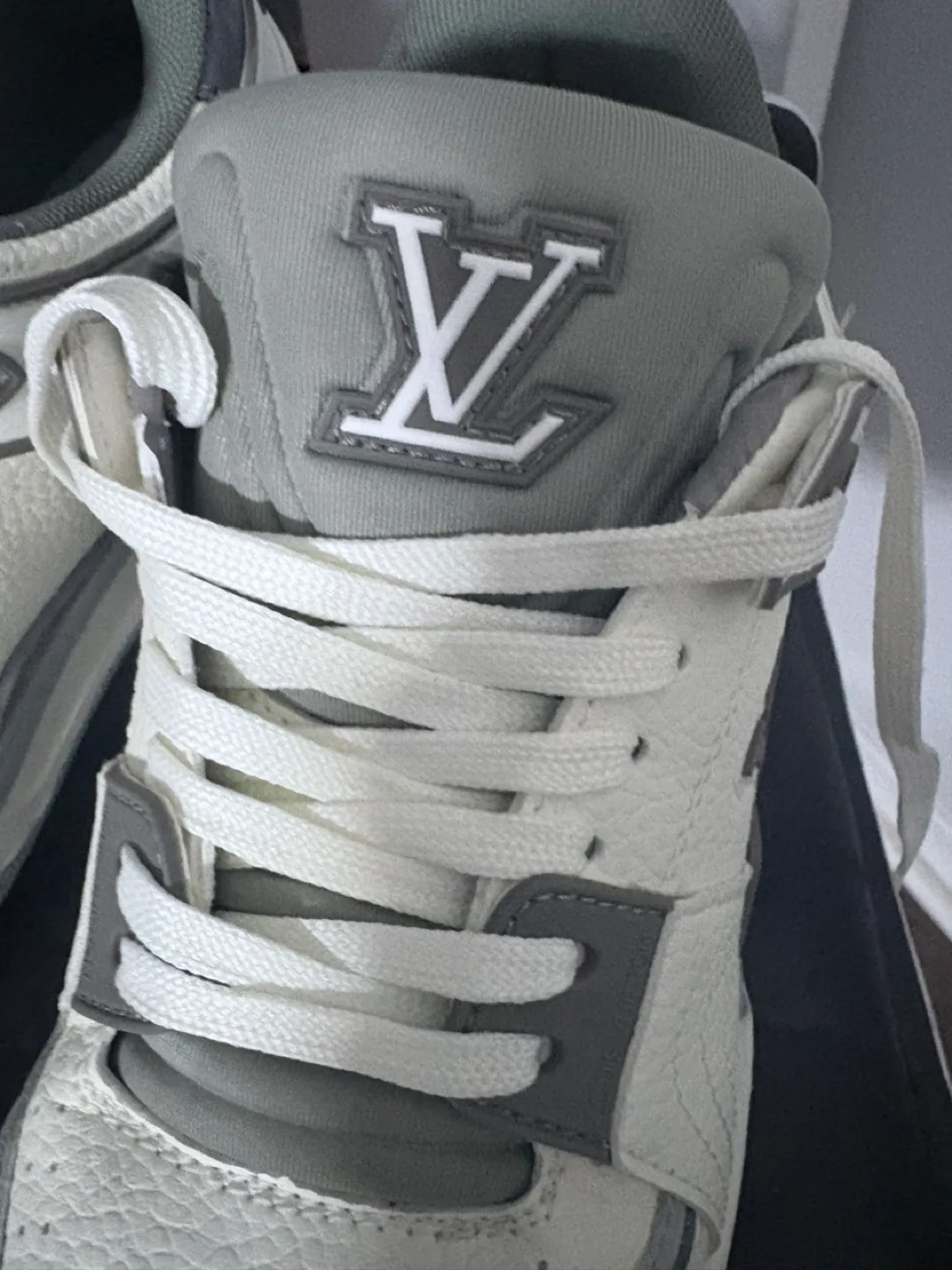 LV sneakers size 10 image indicator(3)