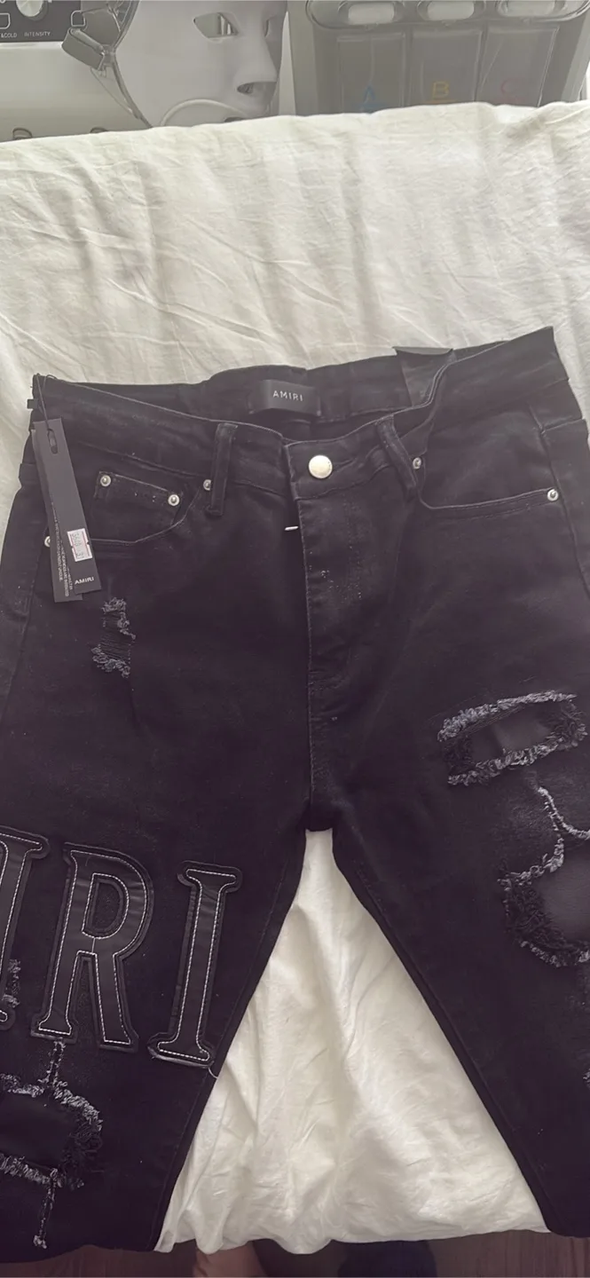 Amiri Jeans size 31 thumbnail