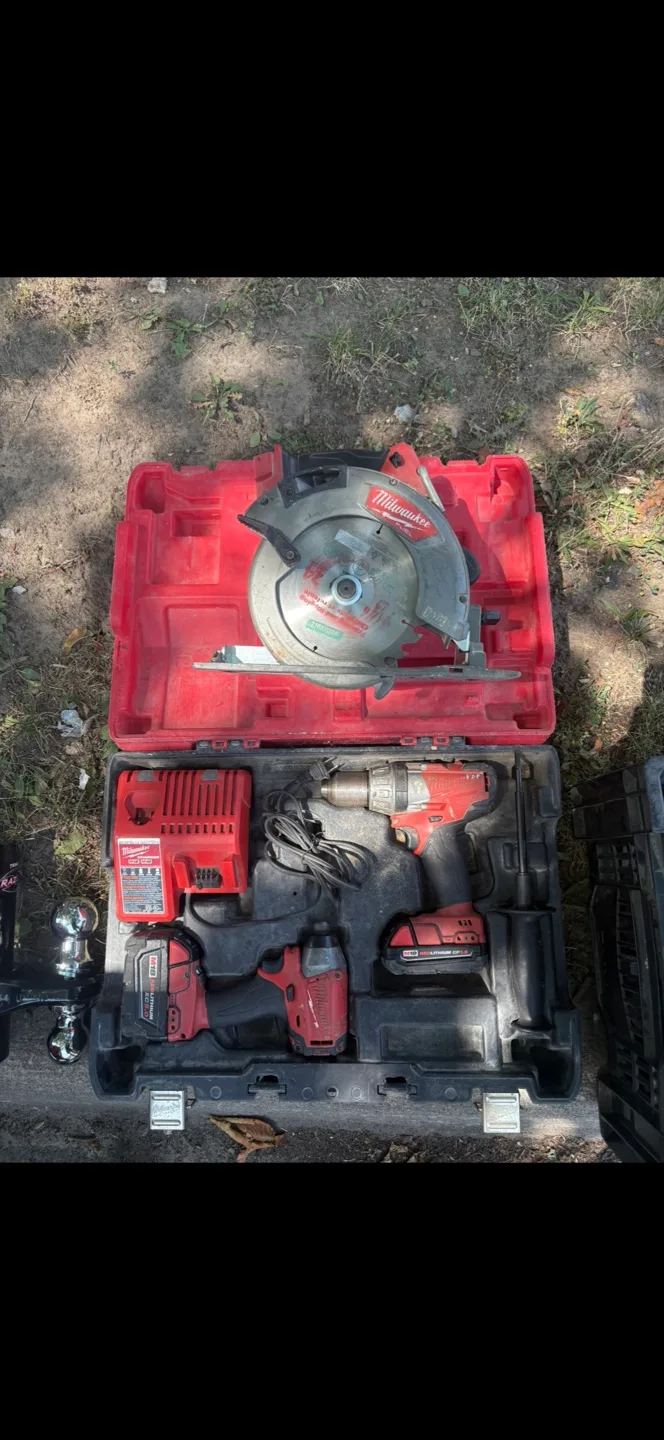 Milwaukee Cordless Power Tool Set thumbnail