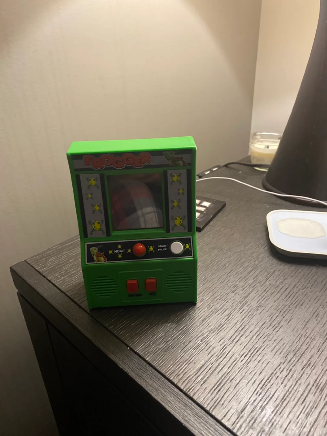 Frogger Mini Arcade Game thumbnail