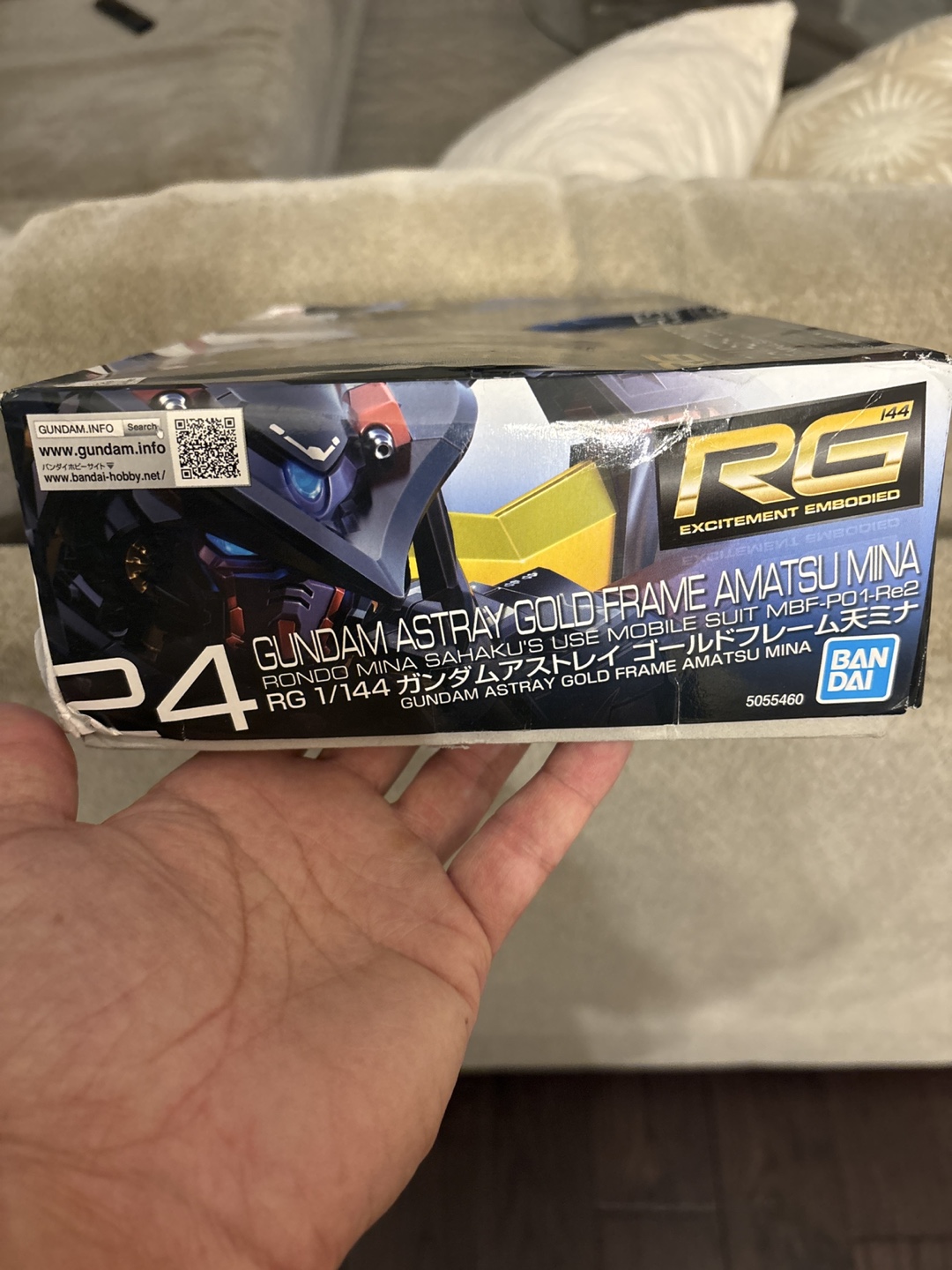 Bandai RG 1/144 Gundam Astray Gold Frame Amatsu Mina - photo 3