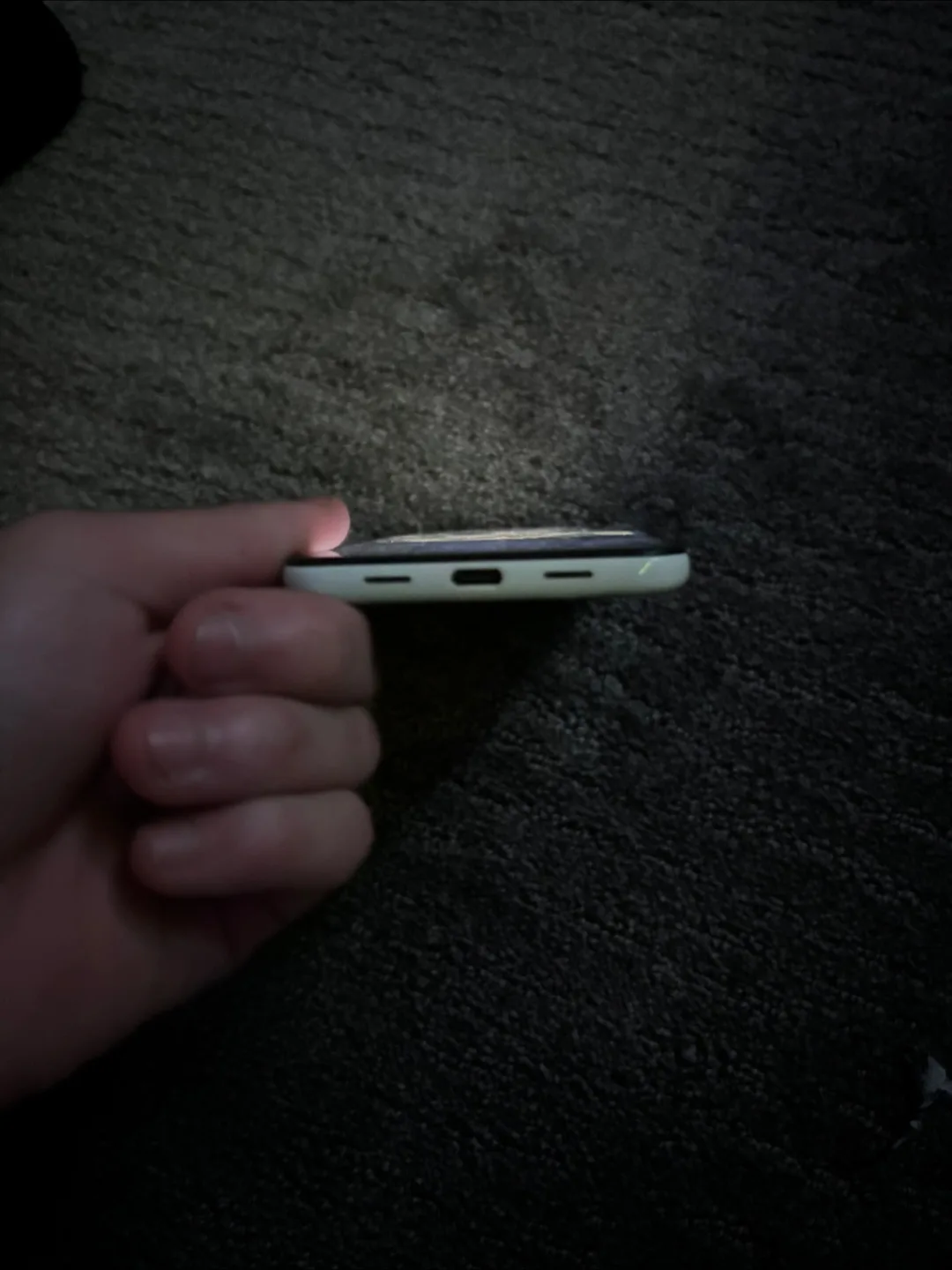 Google Pixel 3 - Cracked Screen image indicator(5)