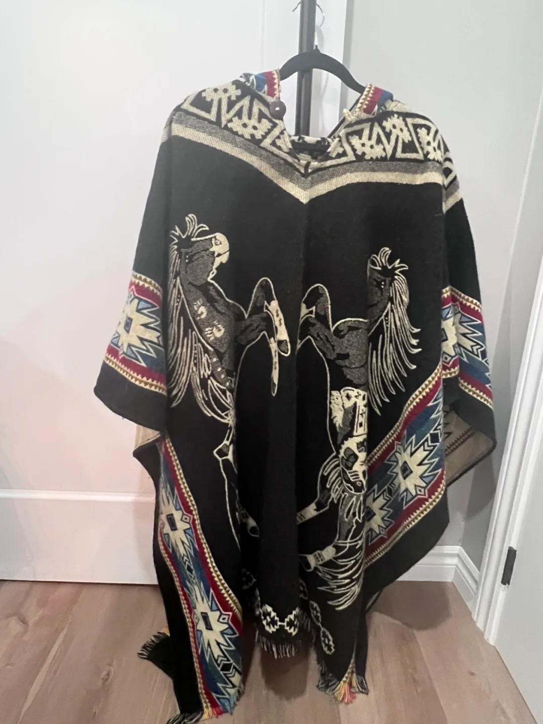 Hooded Peruvian Poncho real alpaca fur image indicator(2)